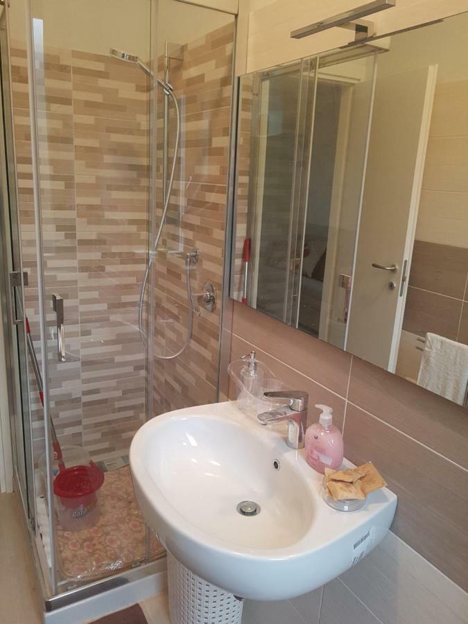 Olivia New Apt With - Ac Monterosso al Mare Luaran gambar